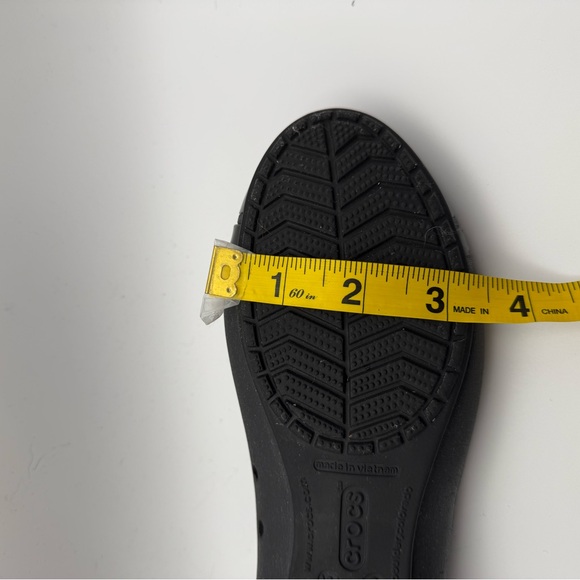 Crocs Black Patent Cap Toe Flat Ballet Slip On Shoes 12300 Womens Sz 6 - Picture 12 of 12